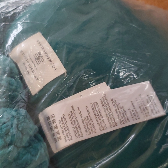 Anthropologie x Loomshakalaka Pommed Pillow - sun/moon - Picture 8 of 9